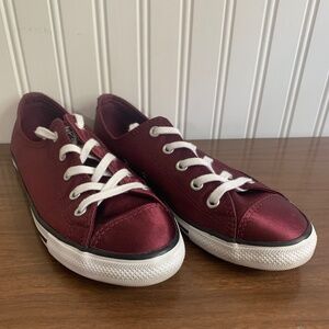 Women’s Maroon Low Top Converse